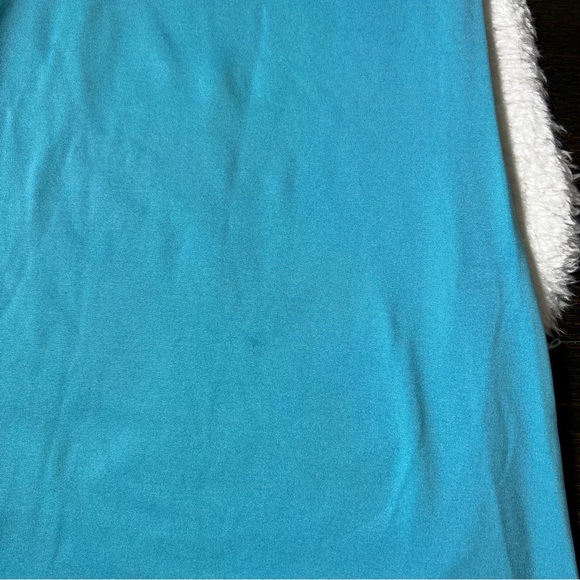 Title 9 Ocean Wave Boardwalk Thermalete Fabric Regulator Dress Large - Picture 13 of 14